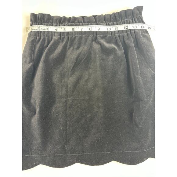 Lauren James Size Medium Black Velvet Mini Skirt Scalloped Hem Holiday Festive - Picture 6 of 8